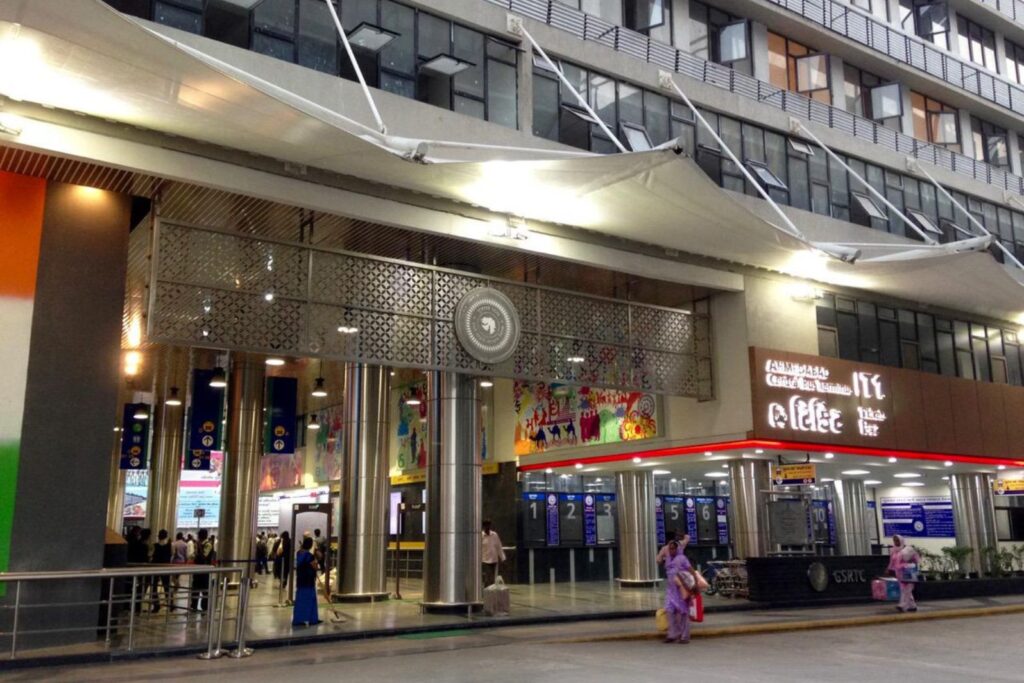 ahmedabad gita mandir bus stand